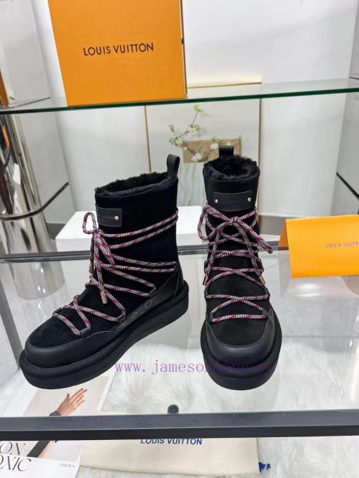 Louis Vuitton's new synchronized fur snow boots are on sale, with the upper made of Italian fowf8y0a - Image 4
