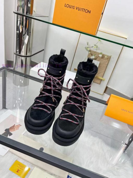 Louis Vuitton's new synchronized fur snow boots are on sale, with the upper made of Italian fowf8y0a - Image 5