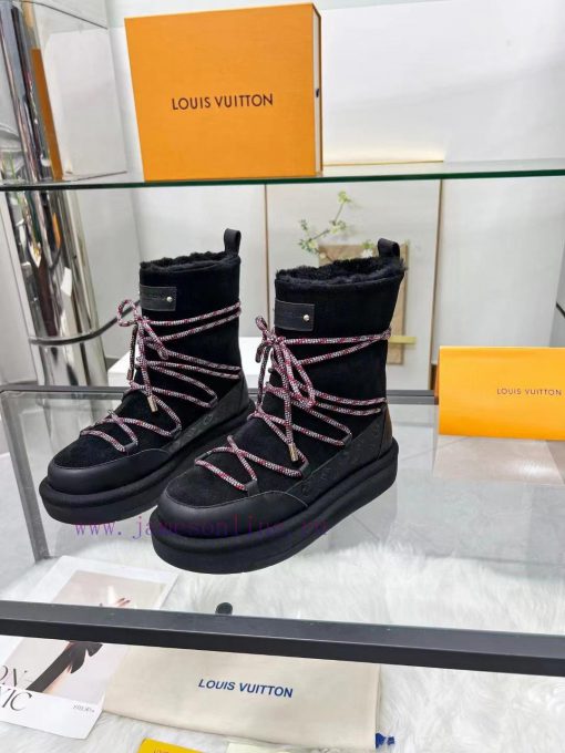 Louis Vuitton's new synchronized fur snow boots are on sale, with the upper made of Italian fowf8y0a - Image 6