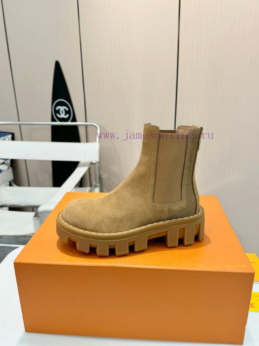 Couple style LV Louis Vuitton boots are coming in one goClassic never goes out of style, witigqm2way - Image 8