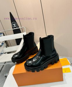 Couple style LV Louis Vuitton boots are coming in one goClassic never goes out of style, wit83txsas3