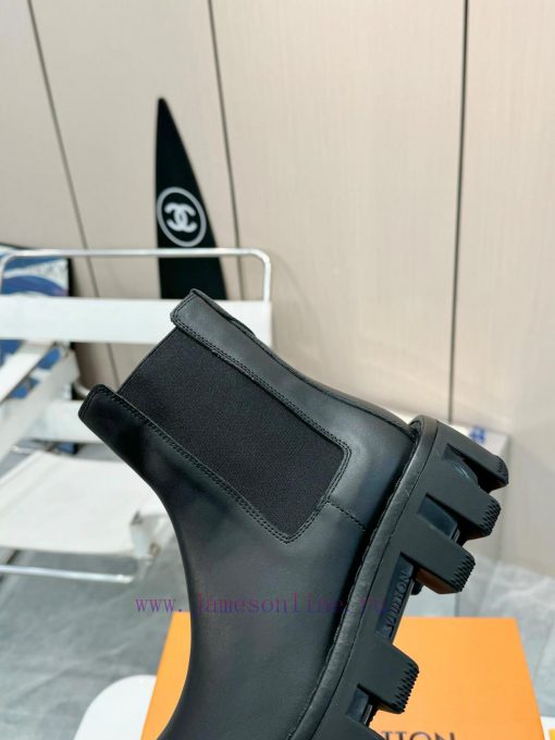 Couple style LV Louis Vuitton boots are coming in one goClassic never goes out of style, wit296xh7id - Image 10