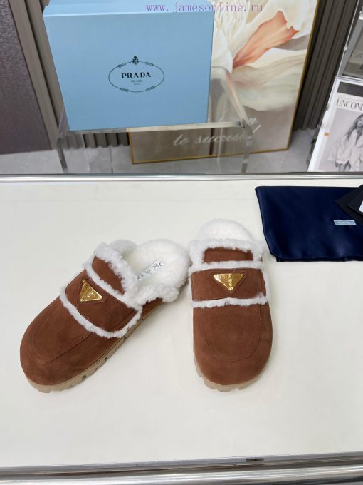 Prada hairy slippersClassic triangle logo plush women's drag, lazy and comfortable styleTher2r0jo7jy - Image 4