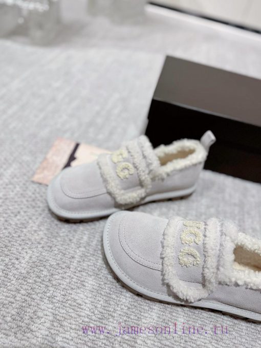 UGG Fury Shoes Autumn/Winter Artifact Lisa Haley Jennie 24ss Explosive Item The brand logo iqkvg4omq - Image 9