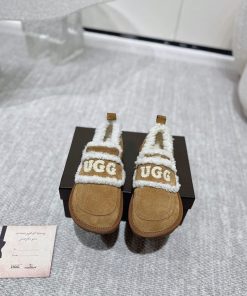 UGG Fury Shoes Autumn/Winter Artifact Lisa Haley Jennie 24ss Explosive Item The brand logo 5gdujtsv