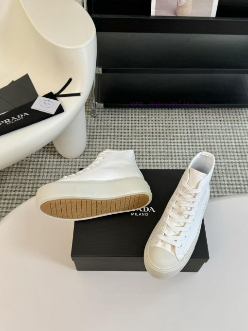 Prada 24/Prada Spring/Summer Latest Triangle Logo Casual SneakersThe original purchase, deve50jl47sr - Image 5