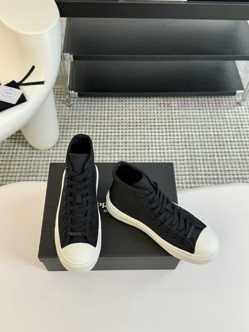 Prada 24/Prada Spring/Summer Latest Triangle Logo Casual SneakersThe original purchase, deveybmb3lyp - Image 3