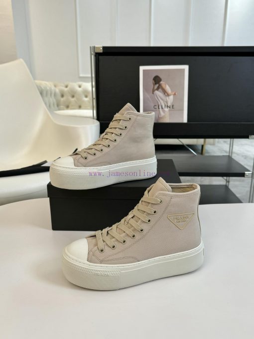 Prada 24/Prada Spring/Summer Latest Triangle Logo Casual SneakersThe original purchase, devemd2e3z79 - Image 6