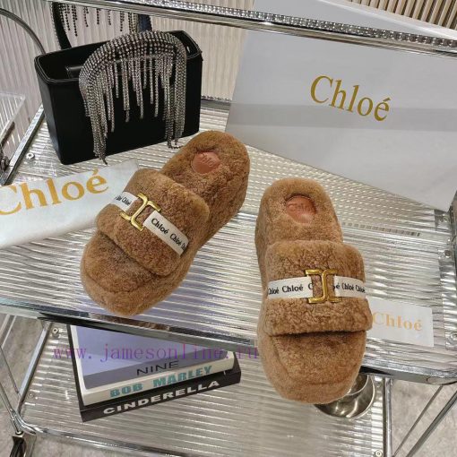 Chloe's new autumn/winter fur mop for 24 monthsI fell in love with this shoe at first sight.hh801qdm - Image 3