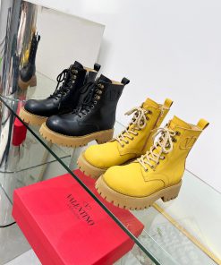 2024 Valentino Martin boots, fashionable trend, specially designed for fashionistas, simple 3m5m2bed