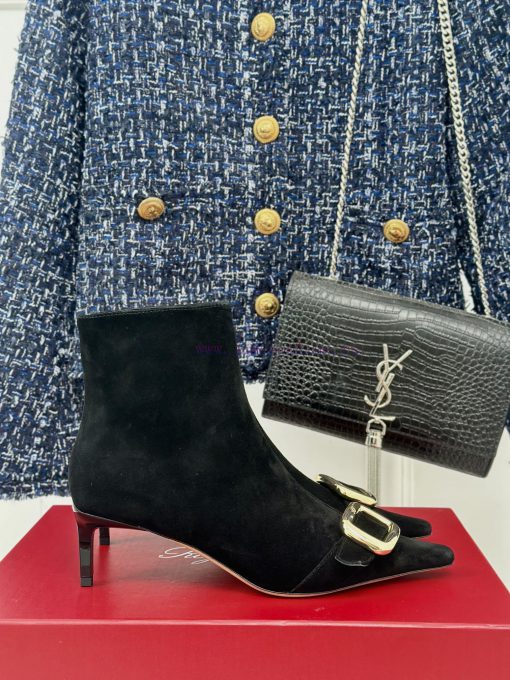 Roger Vivier | RV Classic Autumn/WinterHigh heeled square buckle short boots seriesThe shoe hodrgf5k - Image 2