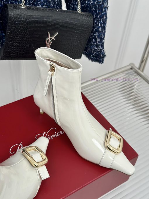 Roger Vivier | RV Classic Autumn/WinterHigh heeled square buckle short boots seriesThe shoe g9w3wa1z - Image 6