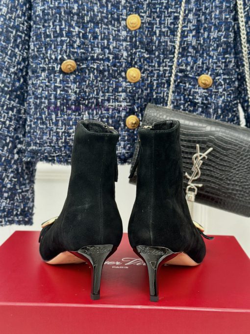 Roger Vivier | RV Classic Autumn/WinterHigh heeled square buckle short boots seriesThe shoe hodrgf5k - Image 9