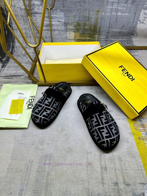 FENDI's latest popular half pack slippers with FF decorative buckle, gray denim material decwwym7v4e - Image 3