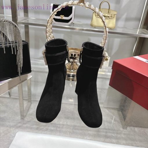 Purchasing 24 new high-heeled bare boots on our behalf is here! It's really here! The Rv clabmkw1p4c