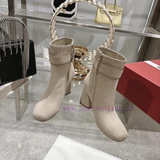 Purchasing 24 new high-heeled bare boots on our behalf is here! It's really here! The Rv cla1f1p6yhl - Image 3