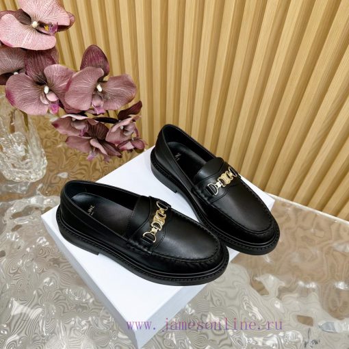 Top 2024 New Celine/Celine Classic Four Seasons Retro loafersThis one with tassels is more pul0ggzv3
