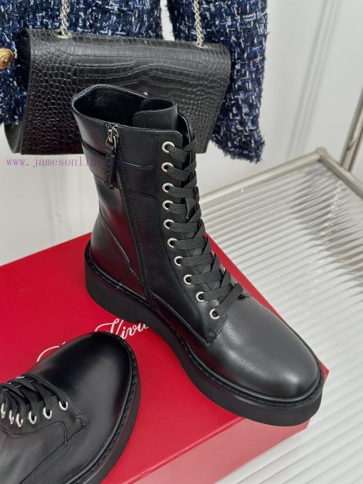 Roger Vivier | RV Classic Autumn/Winter Water Diamond Square Button Thick Bottom Short Bootsl6x41qd8 - Image 6