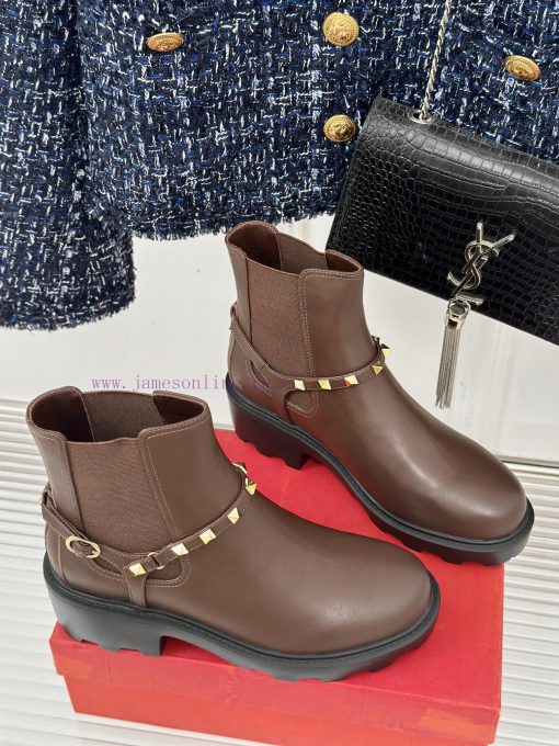 Valentino | Valentino Classic Autumn/WinterNew rivet thick soled short bootsThe favorite itex8r68f9u - Image 4
