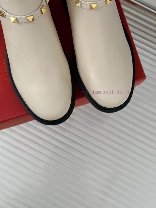 Valentino | Valentino Classic Autumn/WinterNew rivet thick soled short bootsThe favorite ite98t8dgp7 - Image 8