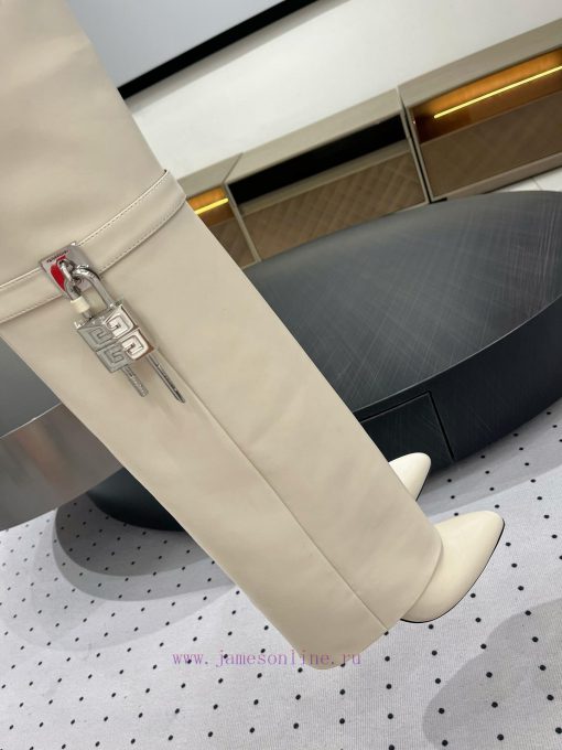 New autumn and winter products from 𝒈𝒊𝒗𝒆𝒏𝒄𝒉𝒚𝟐𝟒𝑭𝑾, popular throughout the fashion industrybc5tbhg9 - Image 4