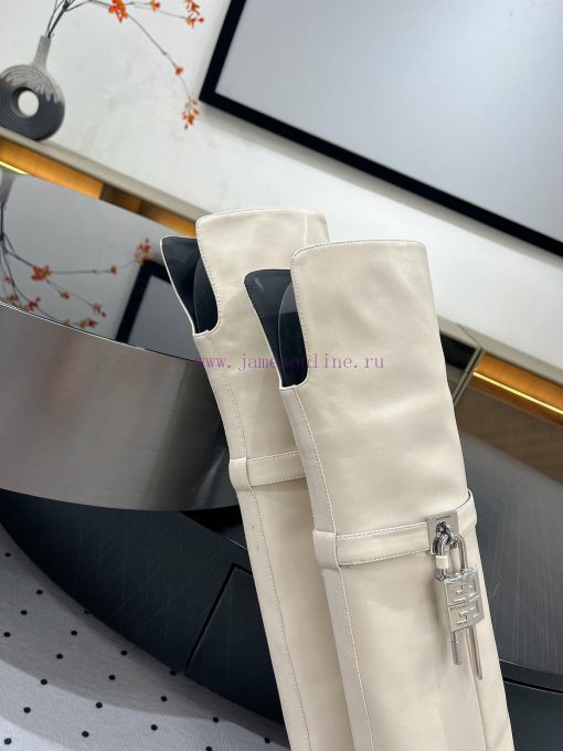 New autumn and winter products from 𝒈𝒊𝒗𝒆𝒏𝒄𝒉𝒚𝟐𝟒𝑭𝑾, popular throughout the fashion industrybc5tbhg9 - Image 8