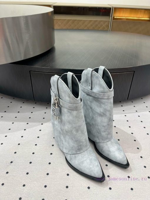 New autumn and winter products from 𝒈𝒊𝒗𝒆𝒏𝒄𝒉𝒚𝟐𝟒𝑭𝑾, popular throughout the fashion industryhbbffp09 - Image 2