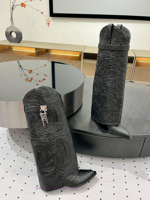 New autumn and winter products from 𝒈𝒊𝒗𝒆𝒏𝒄𝒉𝒚𝟐𝟒𝑭𝑾, popular throughout the fashion industrydrf1zpmo - Image 9