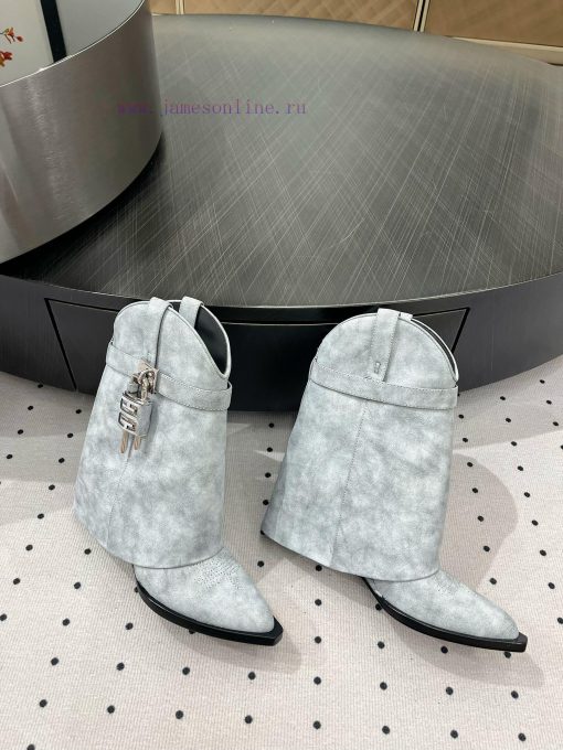 New autumn and winter products from 𝒈𝒊𝒗𝒆𝒏𝒄𝒉𝒚𝟐𝟒𝑭𝑾, popular throughout the fashion industryhbbffp09 - Image 8