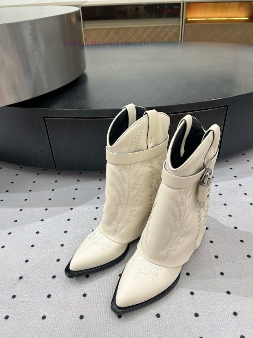 New autumn and winter products from 𝒈𝒊𝒗𝒆𝒏𝒄𝒉𝒚𝟐𝟒𝑭𝑾, popular throughout the fashion industry46lzrq4w - Image 10