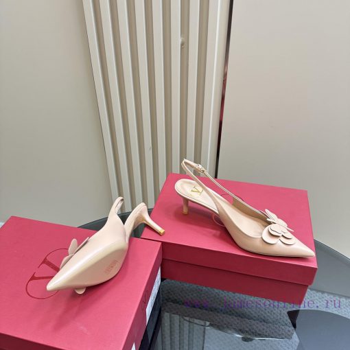 Valentino's hottest new product, sandals and high heels, is a perfect combination of beautifdkuzbtbd - Image 5