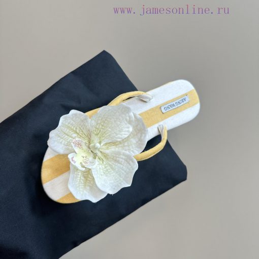 ABING WANG OriginalThai designer offers multiple handmade floral toe slippersWe have launchltkfox00 - Image 9