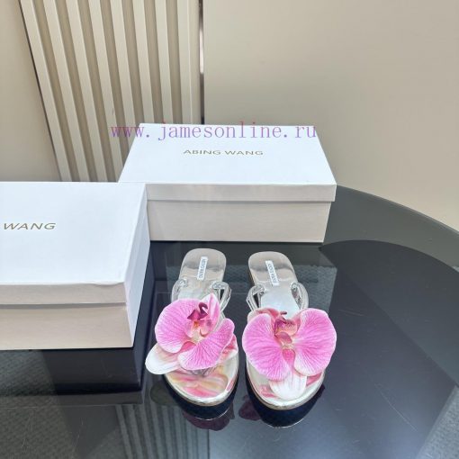 ABING WANG OriginalThai designer offers multiple handmade floral toe slippersWe have launcheil6zwk9m - Image 3