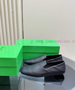 BOTTEGA VENET minimalist flat loafersReal baozi shoes are super comfortable and cloud likeLa7wy0wjq0