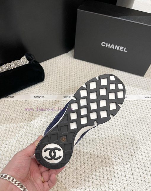 𝐂𝐇𝐀𝐍𝐄𝐋 Chanel's latest German training flat white shoes sports shoes silk leather full-colorhzuuq2bt - Image 10