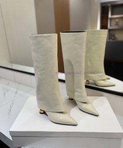 VANDA NOVAK is a brand from Italy that covers the entire networkTook 3 months to developUniqxx1a8w8l