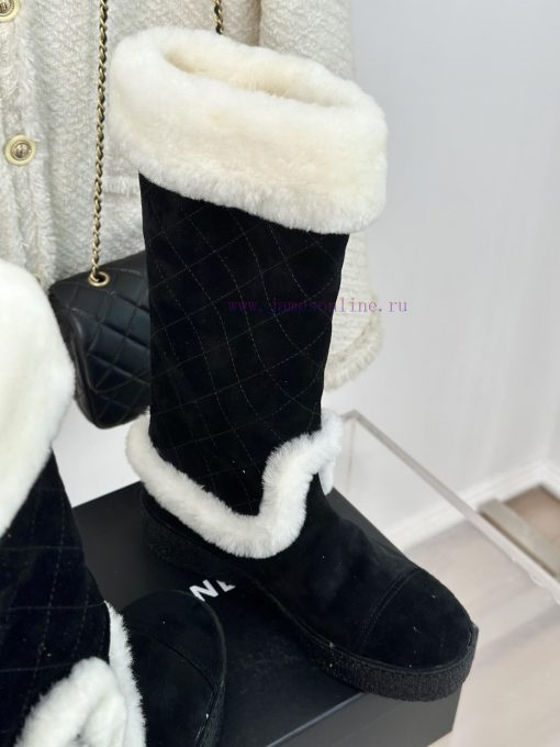 Chanel | Chanel Classic Autumn/Winter Double CThick soled snow bootsA pair of snow boots thatd95f046 - Image 6