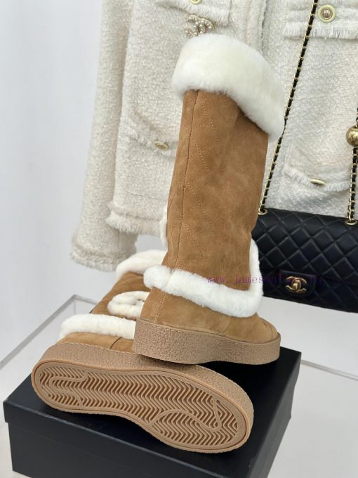 Chanel | Chanel Classic Autumn/Winter Double CThick soled snow bootsA pair of snow boots thalrdj8taq - Image 10