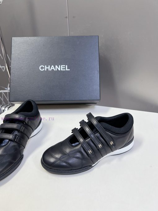 Chanel's new baseball shoes are full of celebrities, internet celebrities, and top Coco girlu2iojz73 - Image 4