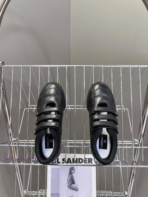 Chanel's new baseball shoes are full of celebrities, internet celebrities, and top Coco girlu2iojz73 - Image 7