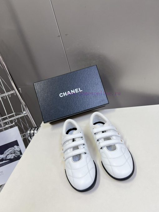 Chanel's new baseball shoes are full of celebrities, internet celebrities, and top Coco girluiip5s7n - Image 2