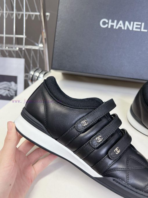 Chanel's new baseball shoes are full of celebrities, internet celebrities, and top Coco girlu2iojz73 - Image 8