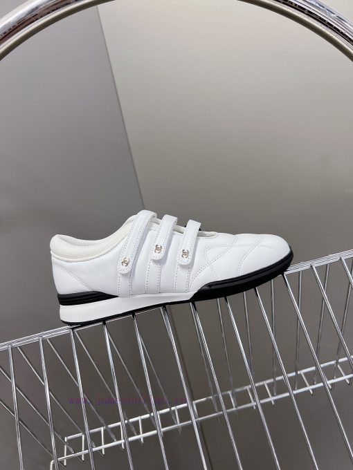 Chanel's new baseball shoes are full of celebrities, internet celebrities, and top Coco girluiip5s7n - Image 7