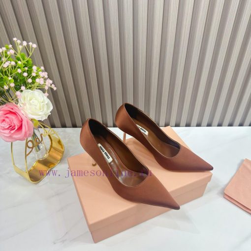 The 2024 new product MIU MIU has a brand new and super beautiful decoration combination, fulxebmkn2e