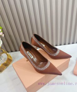 The 2024 new product MIU MIU has a brand new and super beautiful decoration combination, fulhb8ozglq