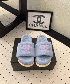 Chanel's new thick soled hairy shoes are fashionable and stylish, with a delicate and soft tzz4ffb8y
