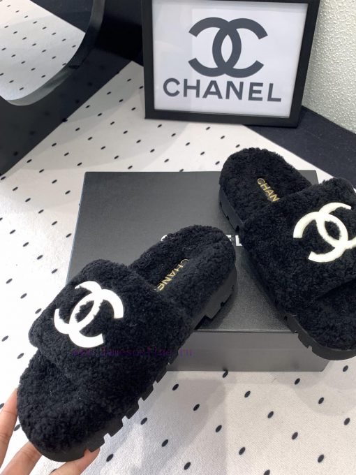 Chanel's new thick soled hairy shoes are fashionable and stylish, with a delicate and soft tk1xt0o18 - Image 4