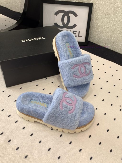 Chanel's new thick soled hairy shoes are fashionable and stylish, with a delicate and soft tzz4ffb8y - Image 4