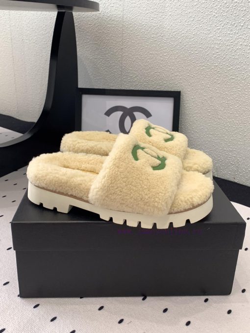 Chanel's new thick soled hairy shoes are fashionable and stylish, with a delicate and soft tltuj2xr1 - Image 3
