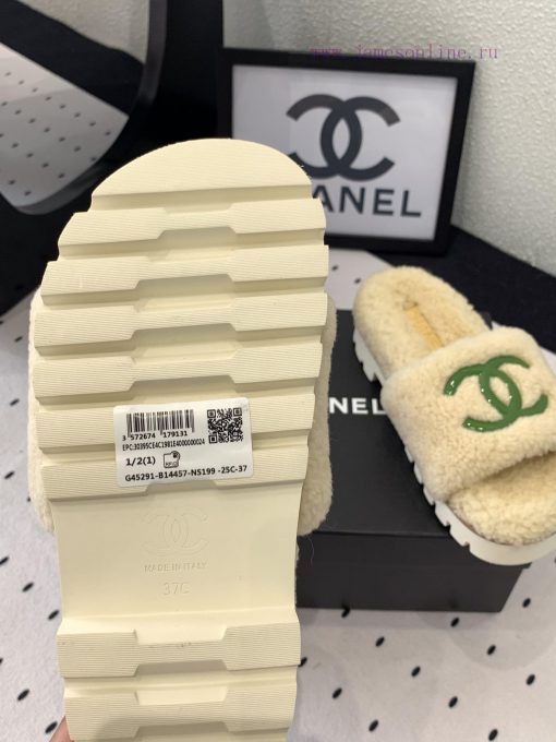 Chanel's new thick soled hairy shoes are fashionable and stylish, with a delicate and soft tltuj2xr1 - Image 10
